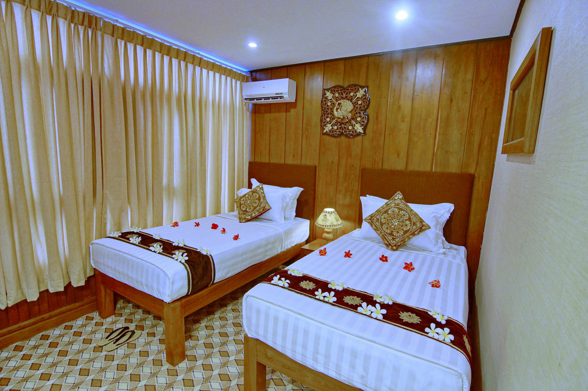 Hotel Yadanarbon Bagan New Bagan Extérieur photo